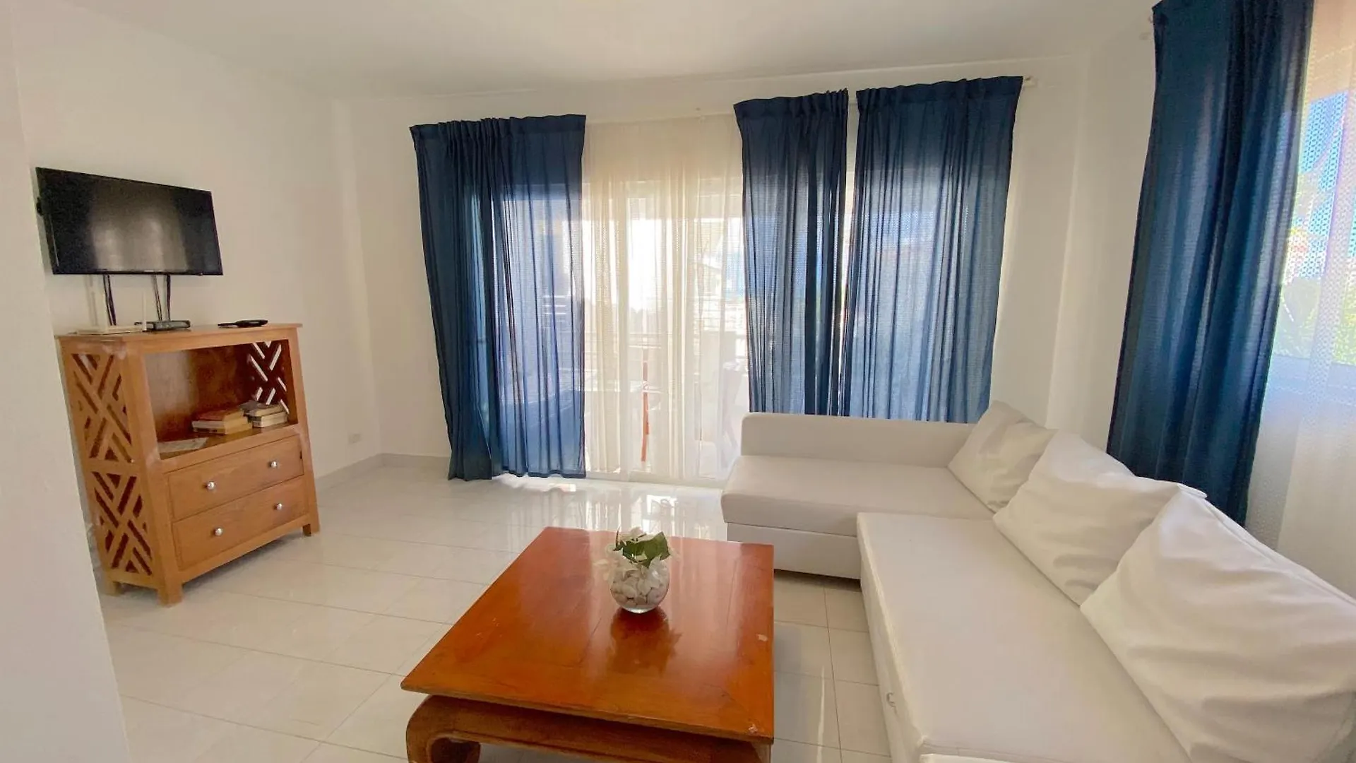 Los Corales Villas And Suites - Beach Club, Spa, Restaurants Punta Cana Dominican Republic